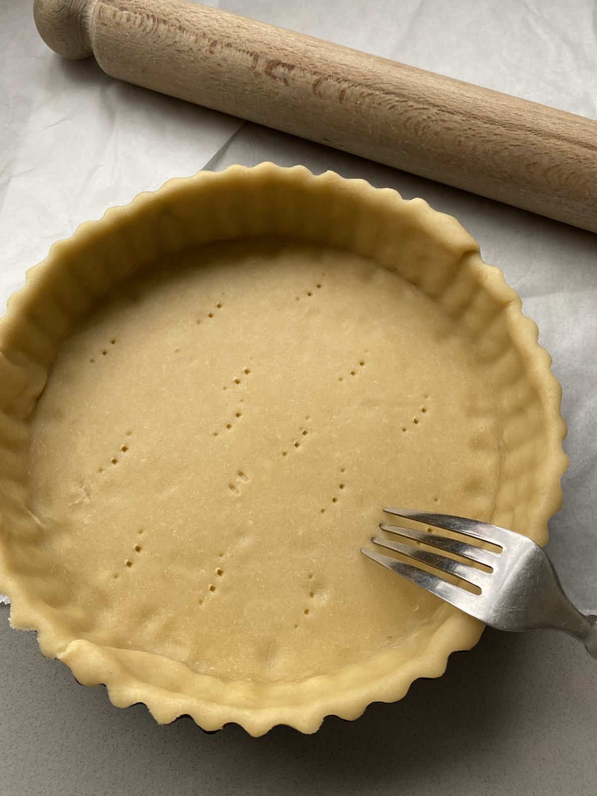 Unbaked pastry base.