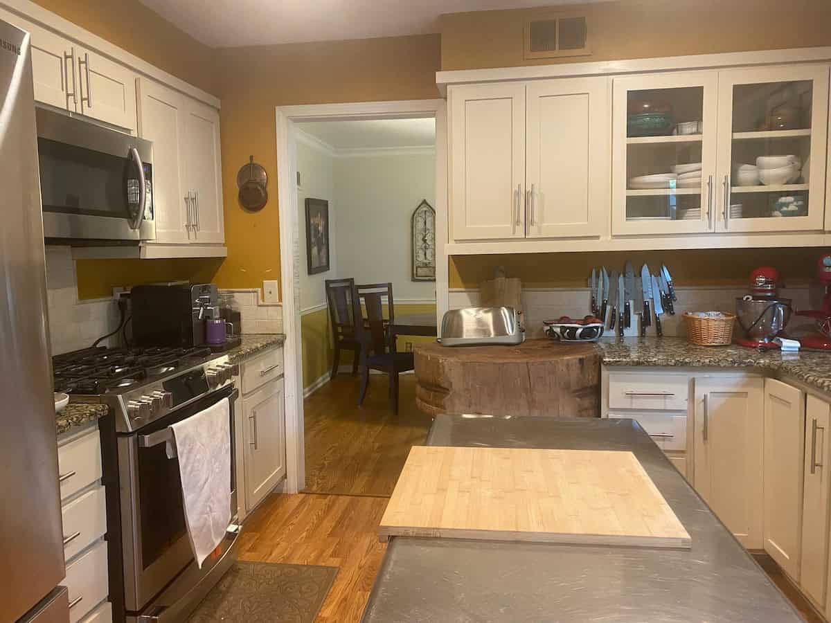 Rachel Ciordas's kitchen with light coloured cupboard doors.